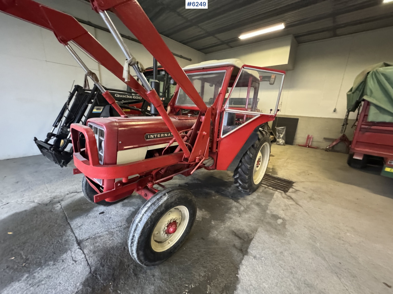 Tractor 1973 International 444 w/ Bjørnerud loader and bucket. WATCH VIDEO: foto 11