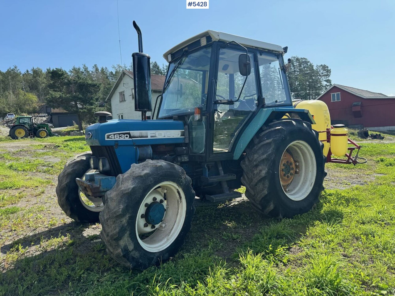 Tractor 1991 Ford 4630 4x4: foto 6 Tractor 1991 Ford 4630 4x4: foto 6