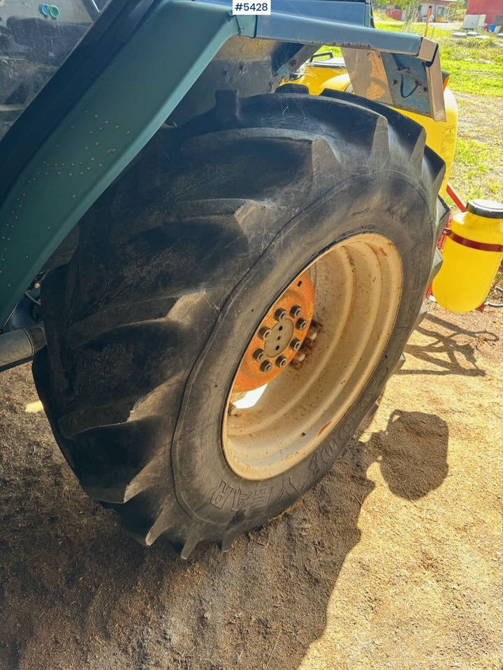 Tractor 1991 Ford 4630 4x4: foto 14 Tractor 1991 Ford 4630 4x4: foto 14