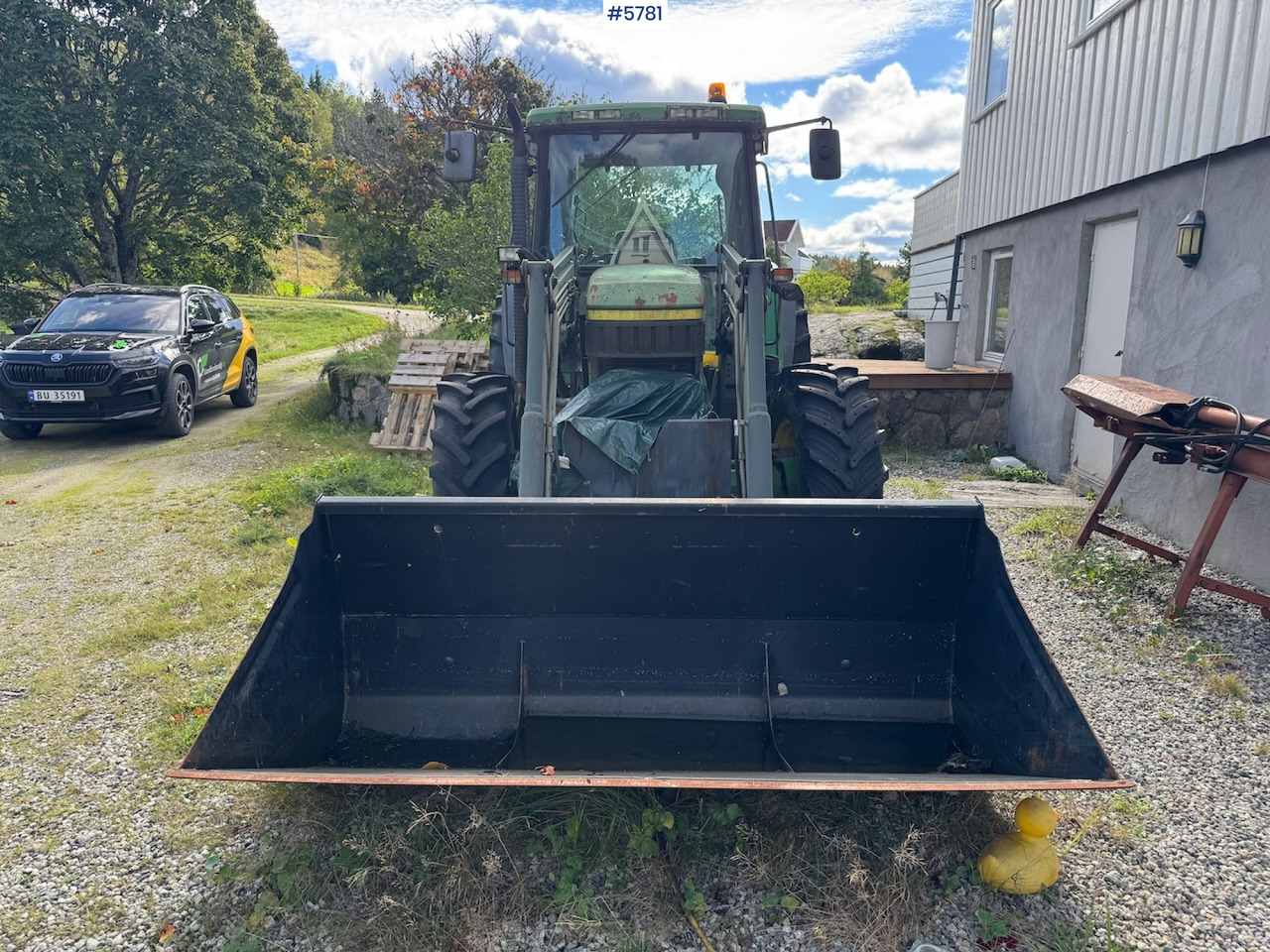 1993 John Deere 6300 w/ front loader and plow plate. - Tractor: foto 3 1993 John Deere 6300 w/ front loader and plow plate. - Tractor: foto 3