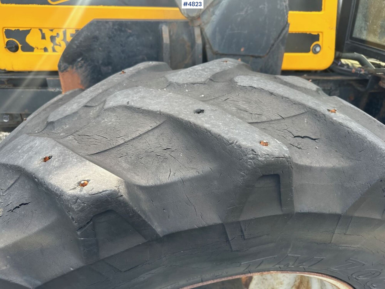 Tractor 2000 JCB Fastrac 4x4 tractor w/ loader, 2 new tires, gravel bucket or snow bucket. WATCH VIDEO.: foto 14 Tractor 2000 JCB Fastrac 4x4 tractor w/ loader, 2 new tires, gravel bucket or snow bucket. WATCH VIDEO.: foto 14