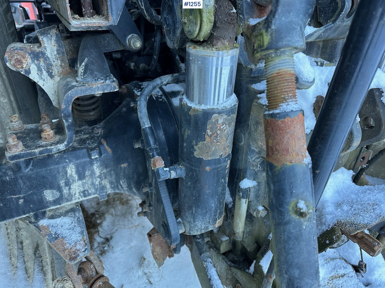Tractor 2005 New Holland TS110A: foto 38