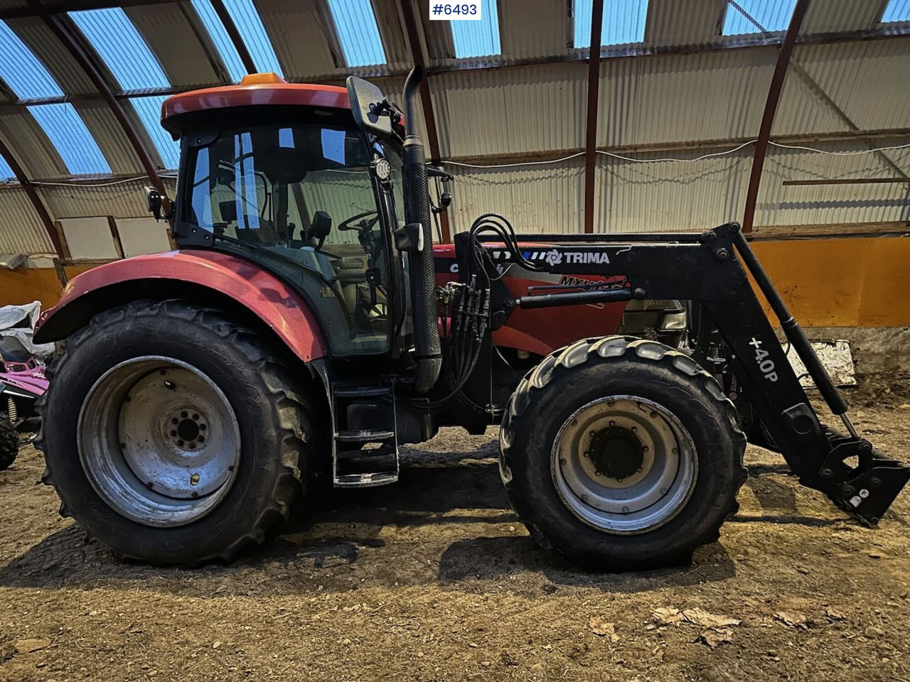 2007 CASE IH MXU 135 Pro 4x4 tractor w/ front loader. - Tractor: foto 1 2007 CASE IH MXU 135 Pro 4x4 tractor w/ front loader. - Tractor: foto 1