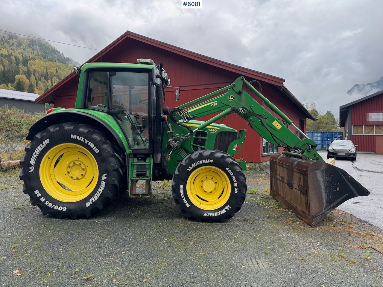 2007 John Deere 6430 Premium w/ front loader and bucket. - Tractor: foto 2 2007 John Deere 6430 Premium w/ front loader and bucket. - Tractor: foto 2