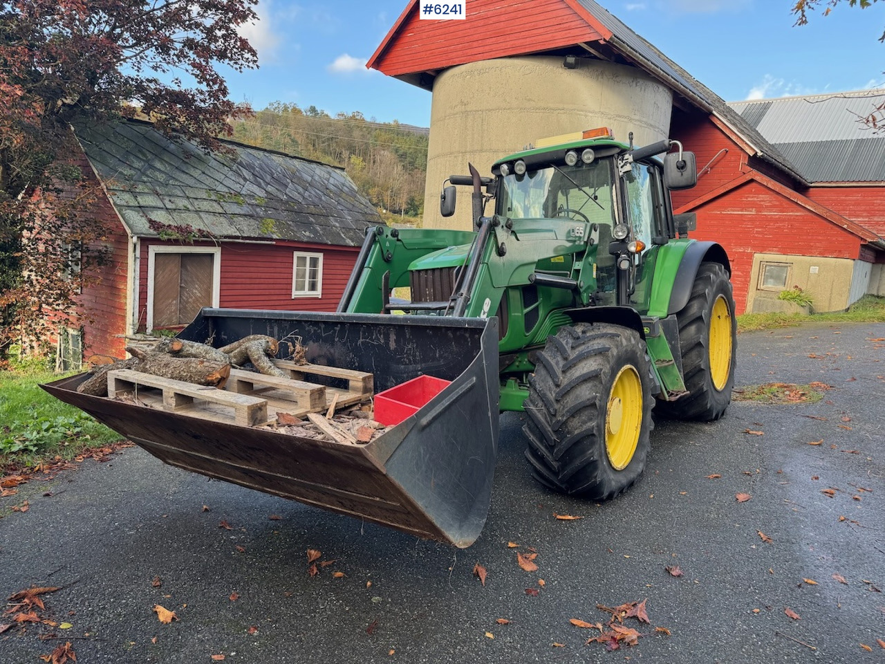 2007 John Deere 6530 w/ AutoPower and front loader. - Tractor: foto 2 2007 John Deere 6530 w/ AutoPower and front loader. - Tractor: foto 2