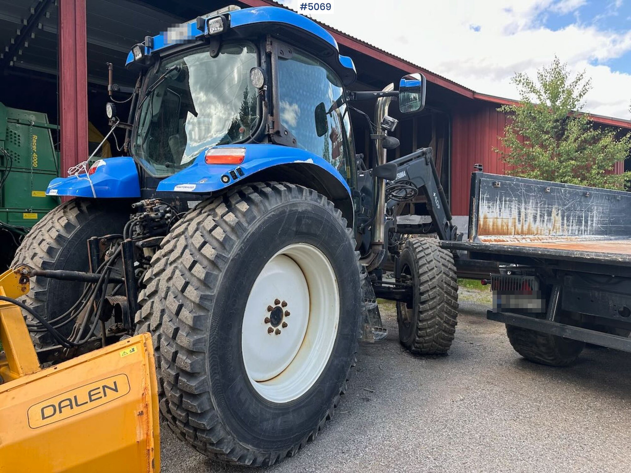 Tractor 2009 New Holland T6040 SS w/ Trima front loader: foto 16 Tractor 2009 New Holland T6040 SS w/ Trima front loader: foto 16