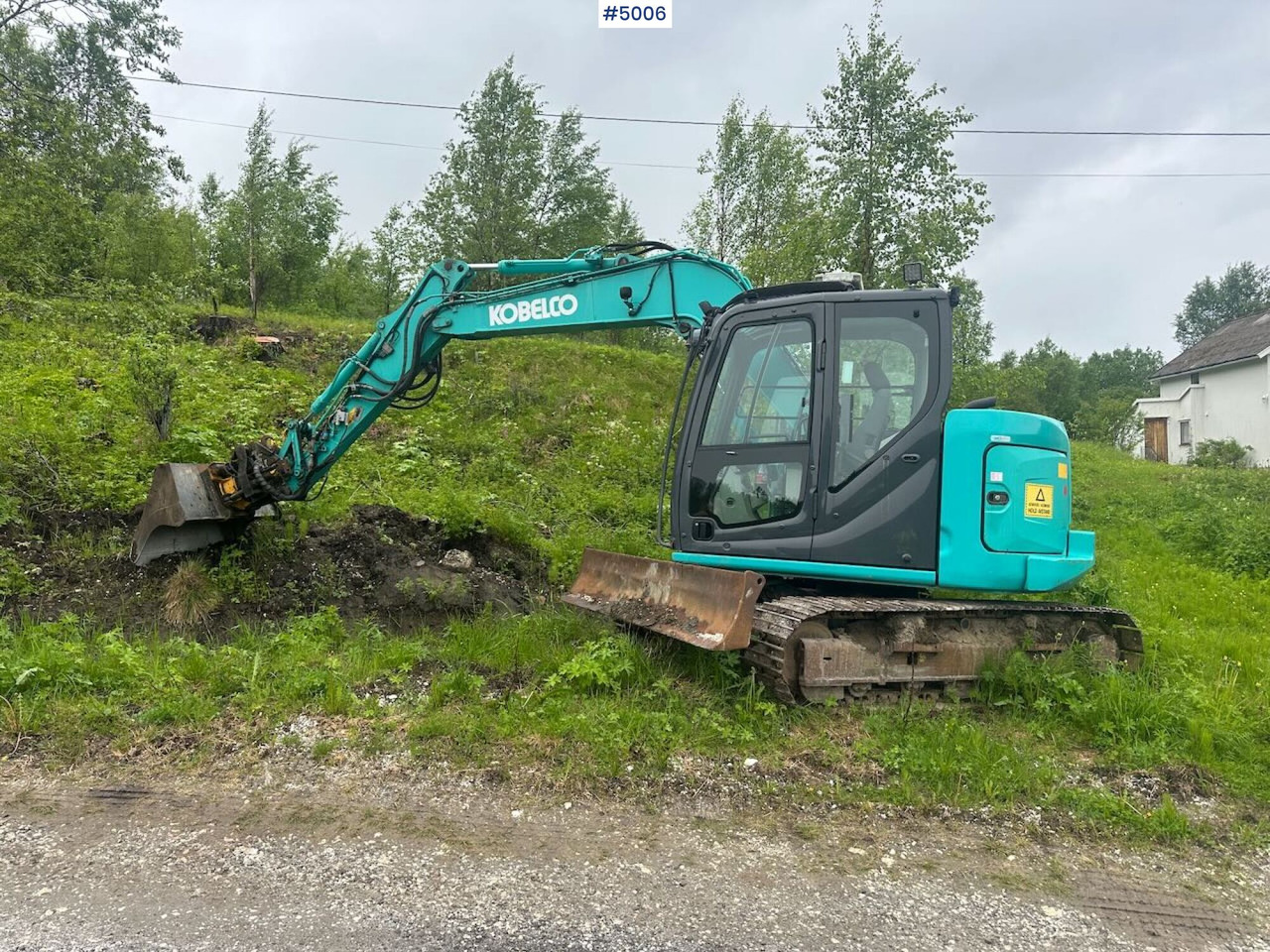 2016 Kobelco SK75SR-3E excavator w/ 2 buckets, rototilt and factory new engine - Excavadora: foto 1 2016 Kobelco SK75SR-3E excavator w/ 2 buckets, rototilt and factory new engine - Excavadora: foto 1