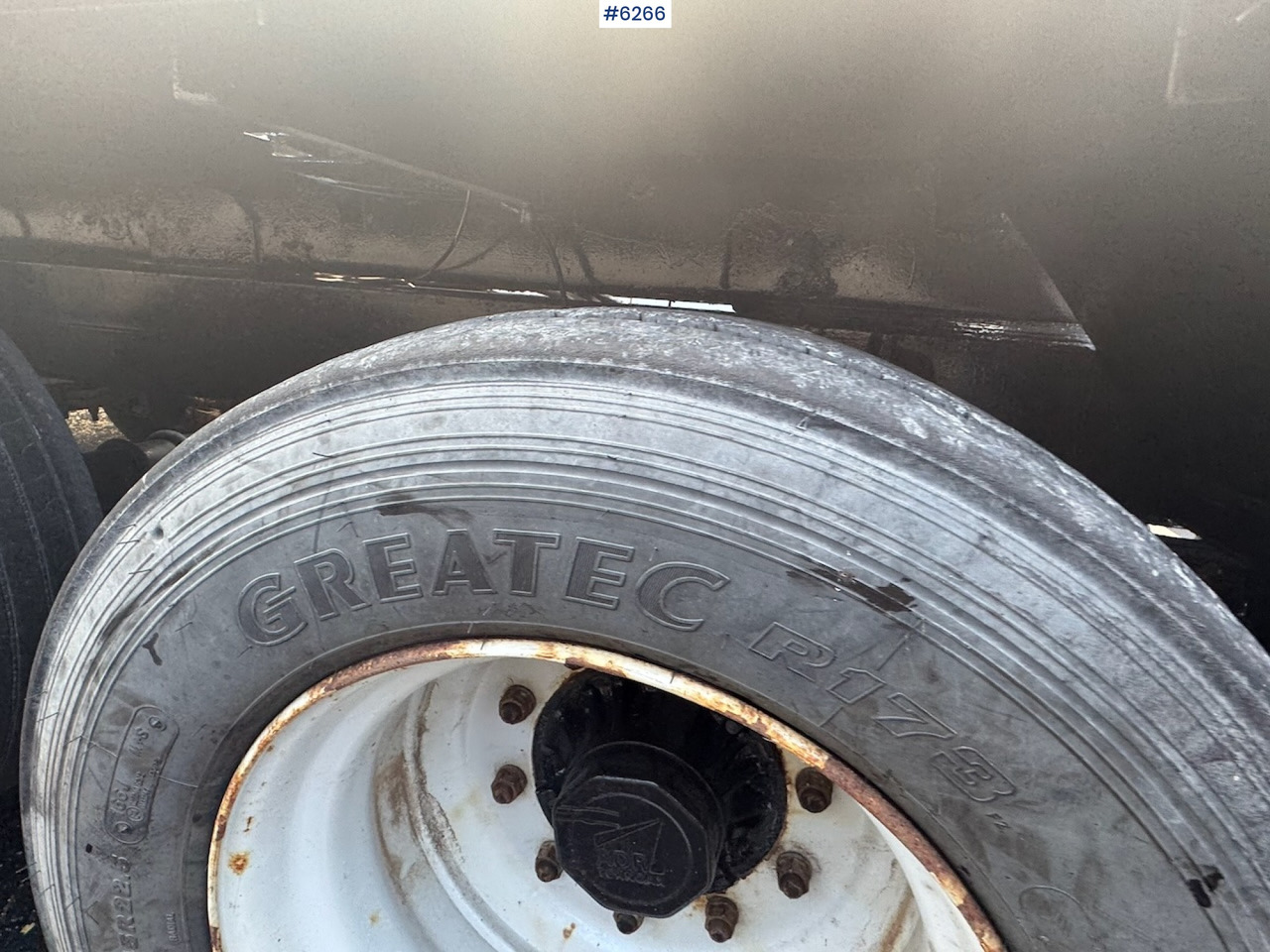 Remolque agrícola 2018 MCM 3 axle tractor-container trailer w/ hook: foto 12 Remolque agrícola 2018 MCM 3 axle tractor-container trailer w/ hook: foto 12