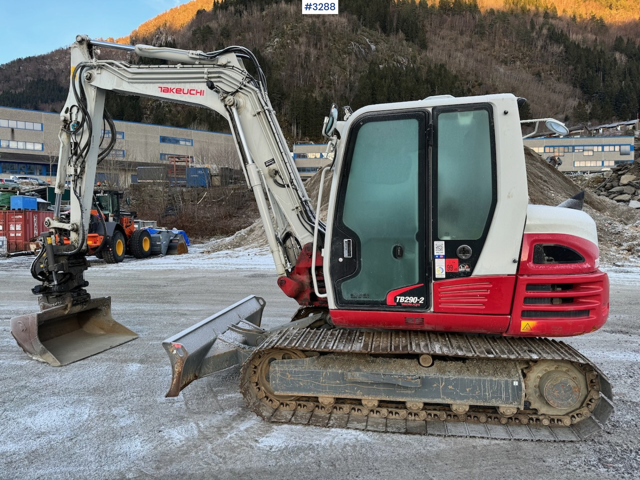 2022 Takeuchi TB 290-2 w/Rotory tilt and several buckets - Excavadora: foto 5 2022 Takeuchi TB 290-2 w/Rotory tilt and several buckets - Excavadora: foto 5