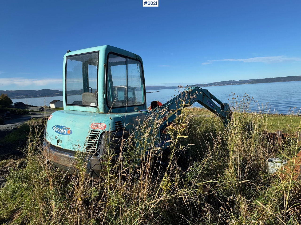 Approx.2000 Kubota KX161 w/excavator bucket and leveling bucket. Partially repaired object. - Tractor: foto 2 Approx.2000 Kubota KX161 w/excavator bucket and leveling bucket. Partially repaired object. - Tractor: foto 2