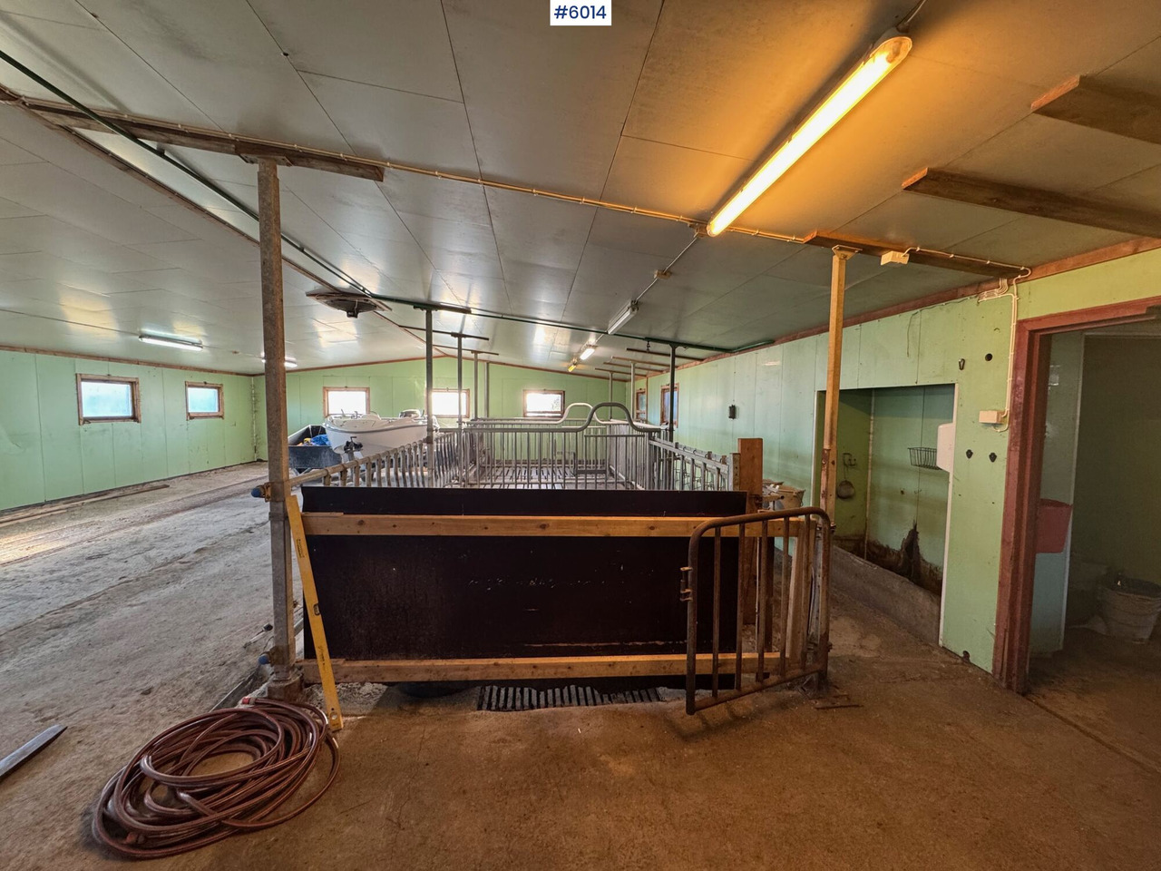 Catchment fronts and gates – space for 20–25 cows - Maquinaria ganadera: foto 2 Catchment fronts and gates – space for 20–25 cows - Maquinaria ganadera: foto 2