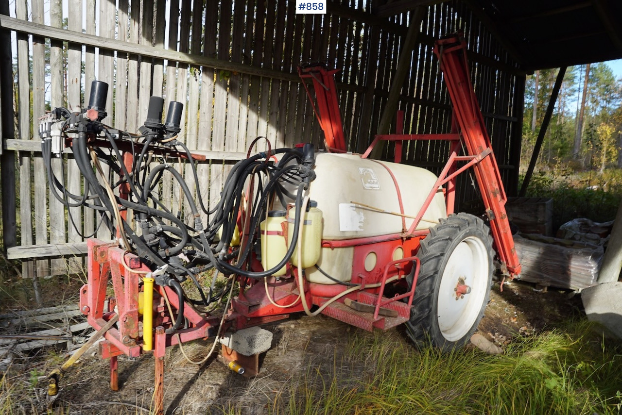 Hardi Sprayer 1500L 12M - Pulverizador arrastrado: foto 1 Hardi Sprayer 1500L 12M - Pulverizador arrastrado: foto 1