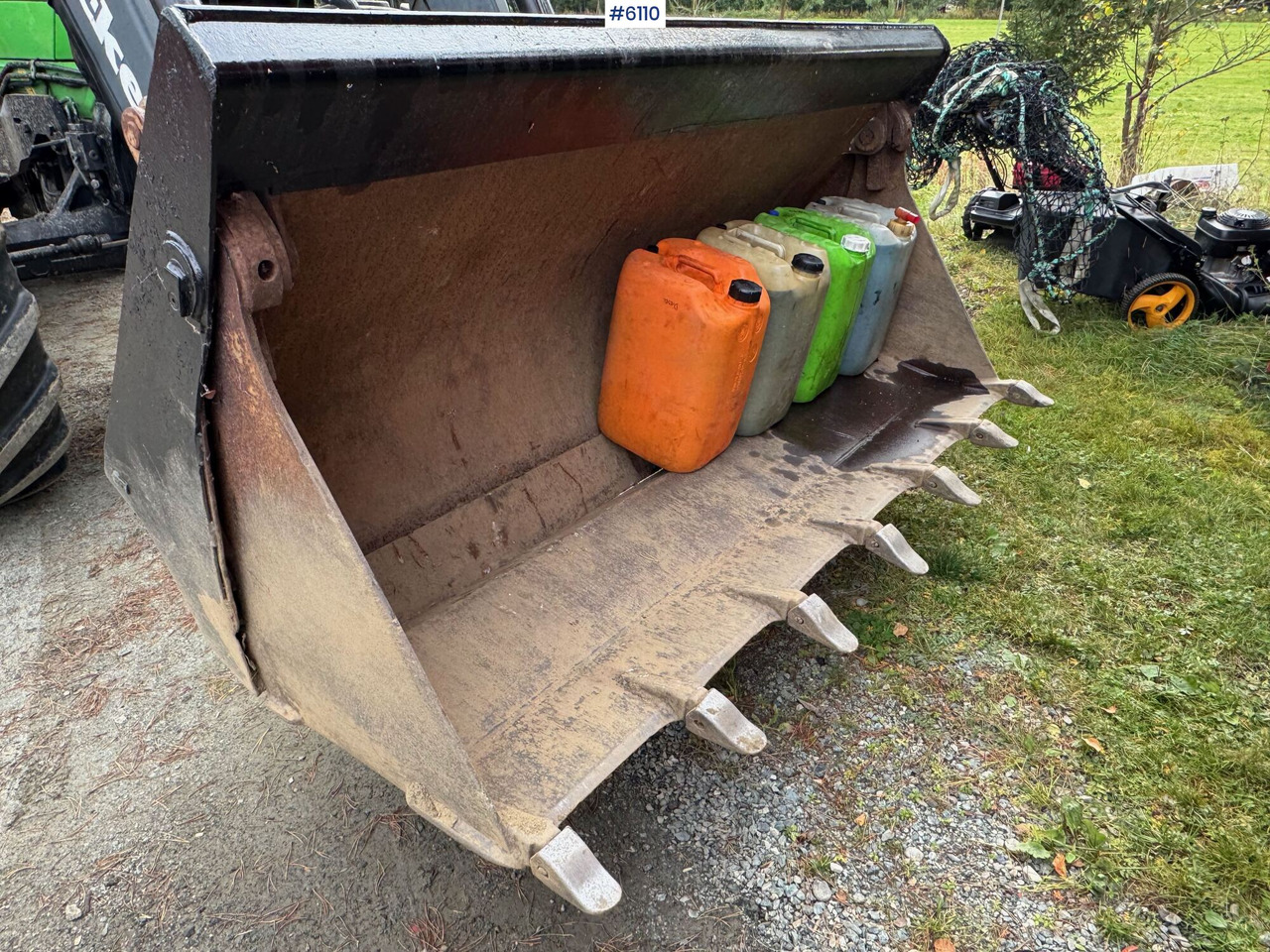 Hydraulic grading bucket - Equipo para trabajo del suelo: foto 2 Hydraulic grading bucket - Equipo para trabajo del suelo: foto 2