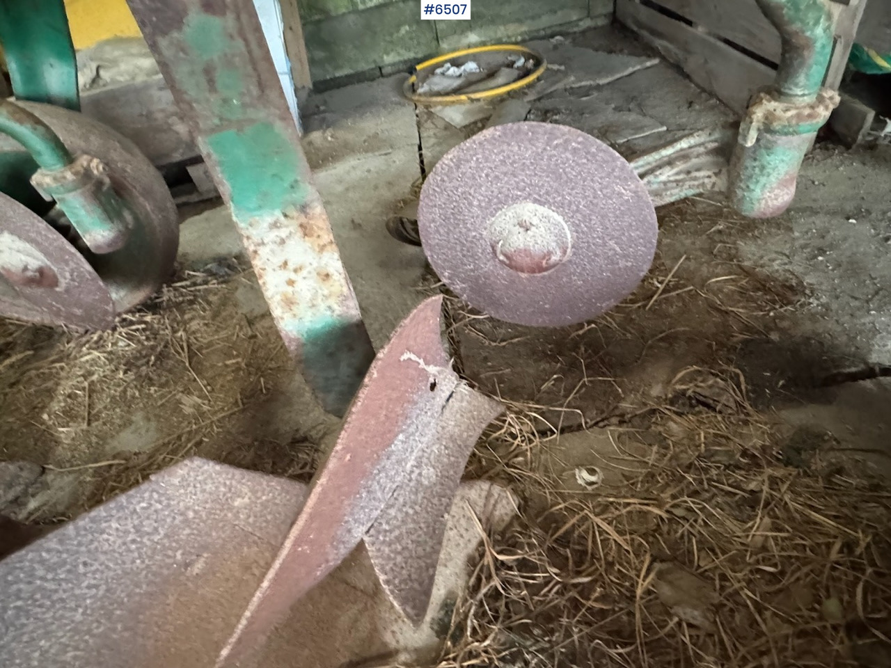 Equipo para trabajo del suelo Kverneland 3-furrow plough: foto 9 Equipo para trabajo del suelo Kverneland 3-furrow plough: foto 9