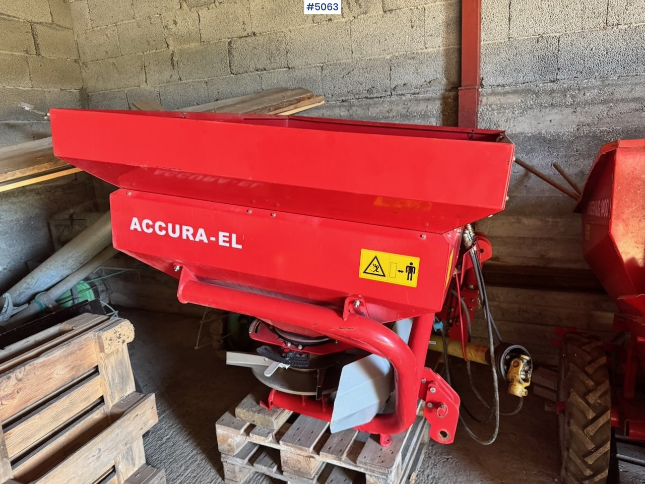 Kverneland Accord Fertilizer spreader - Esparcidor de fertilizantes: foto 1 Kverneland Accord Fertilizer spreader - Esparcidor de fertilizantes: foto 1