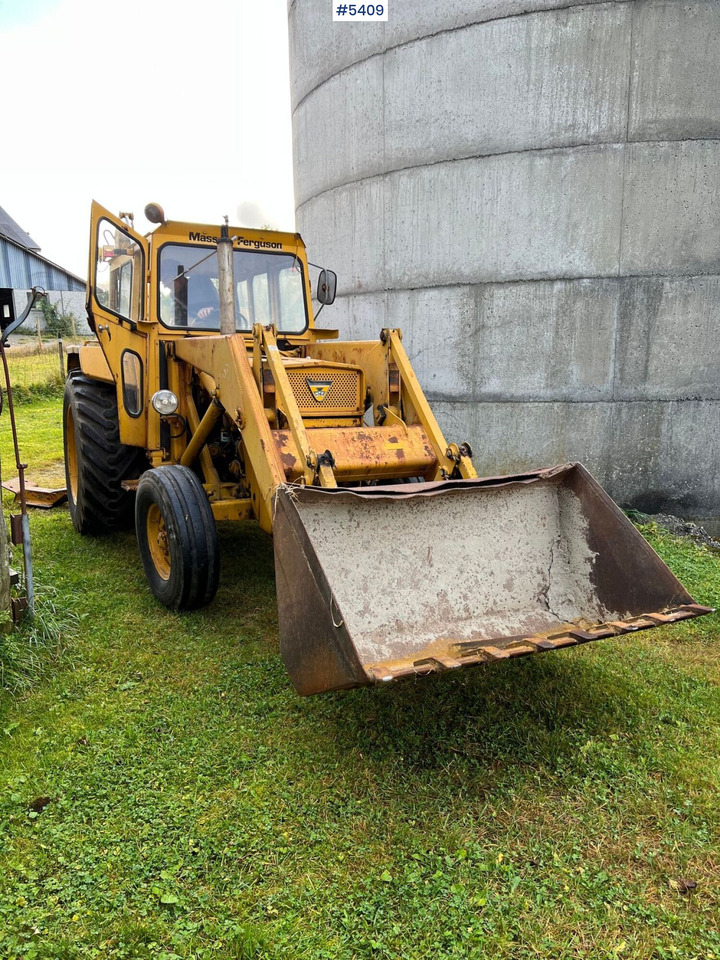Massey Ferguson 50 Backhoe loader - Tractor: foto 1 Massey Ferguson 50 Backhoe loader - Tractor: foto 1
