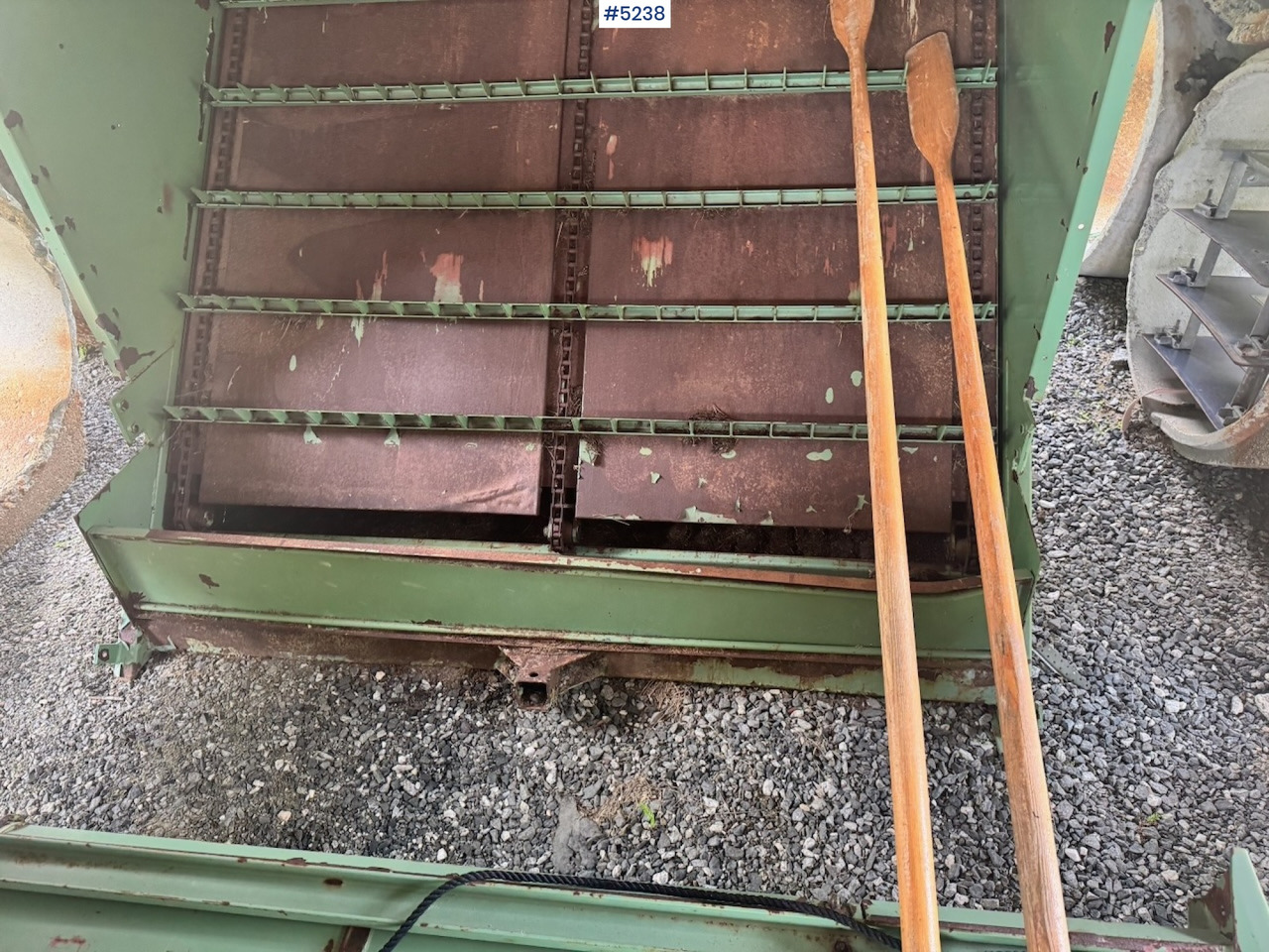 Silo with feed table and fans. Disassembled. - Maquinaria ganadera: foto 2 Silo with feed table and fans. Disassembled. - Maquinaria ganadera: foto 2