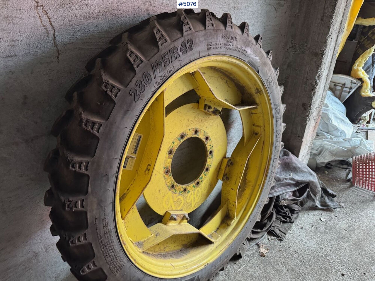 Sprayer Wheels (used on a John Deere 6830) - Pulverizador: foto 5 Sprayer Wheels (used on a John Deere 6830) - Pulverizador: foto 5