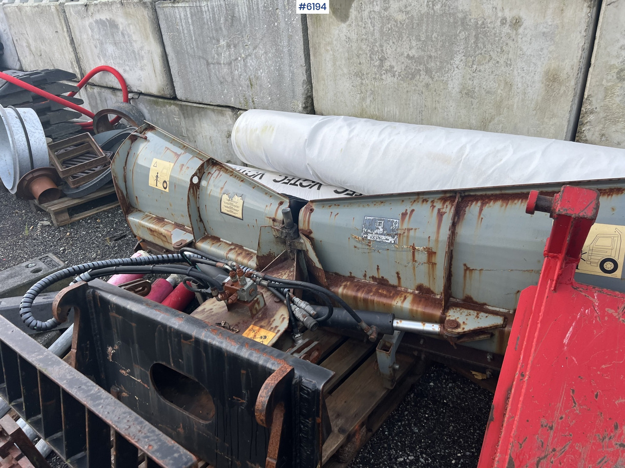 Tellefsdal folding plough for tractor - Vehículo municipal: foto 1 Tellefsdal folding plough for tractor - Vehículo municipal: foto 1