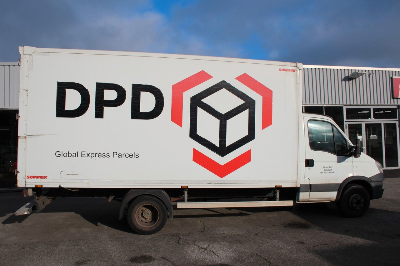 Iveco Daily 70C17 Koffer - Furgoneta caja cerrada: foto 2 Iveco Daily 70C17 Koffer - Furgoneta caja cerrada: foto 2