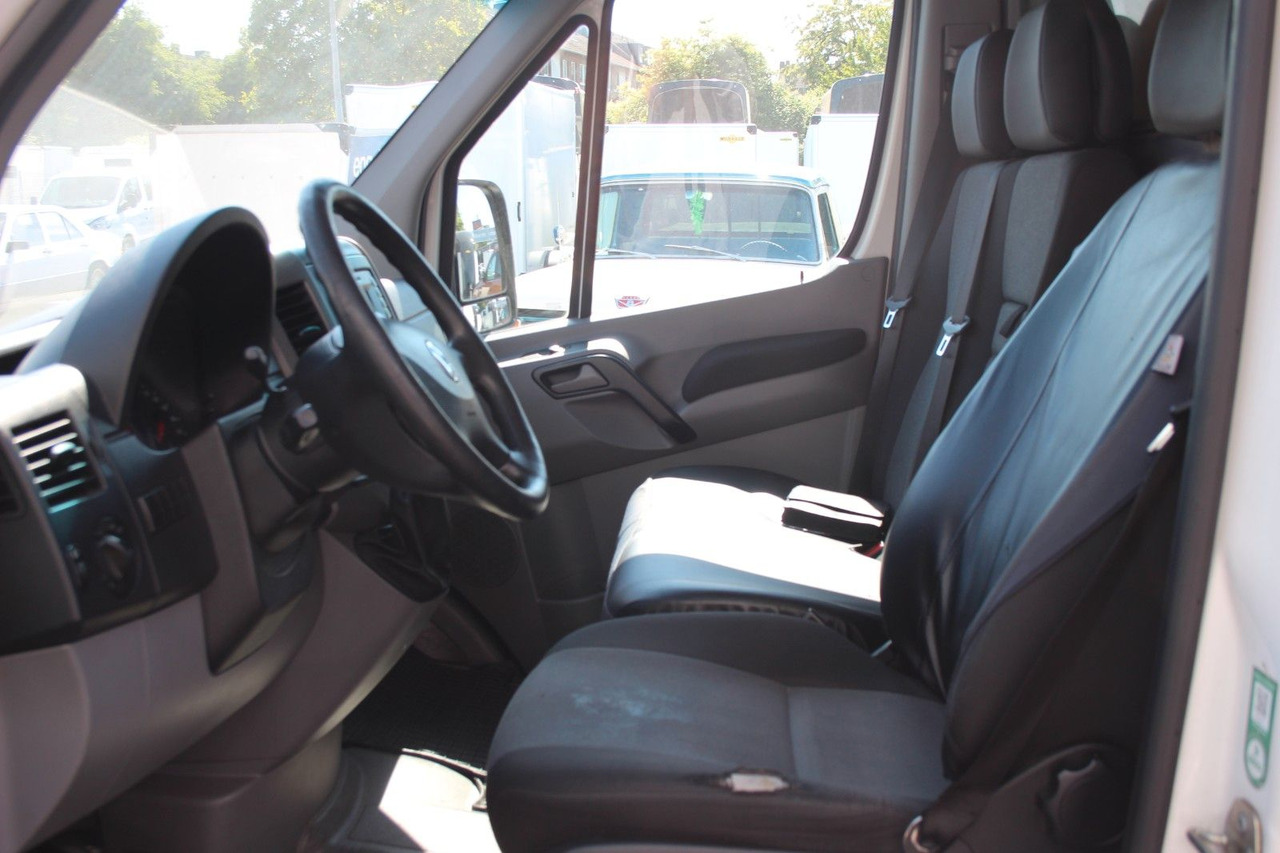 Volkswagen Crafter Kasten 35 mittel L2H2 KLIMA 1.Hand - Furgoneta de pasajeros: foto 5 Volkswagen Crafter Kasten 35 mittel L2H2 KLIMA 1.Hand - Furgoneta de pasajeros: foto 5