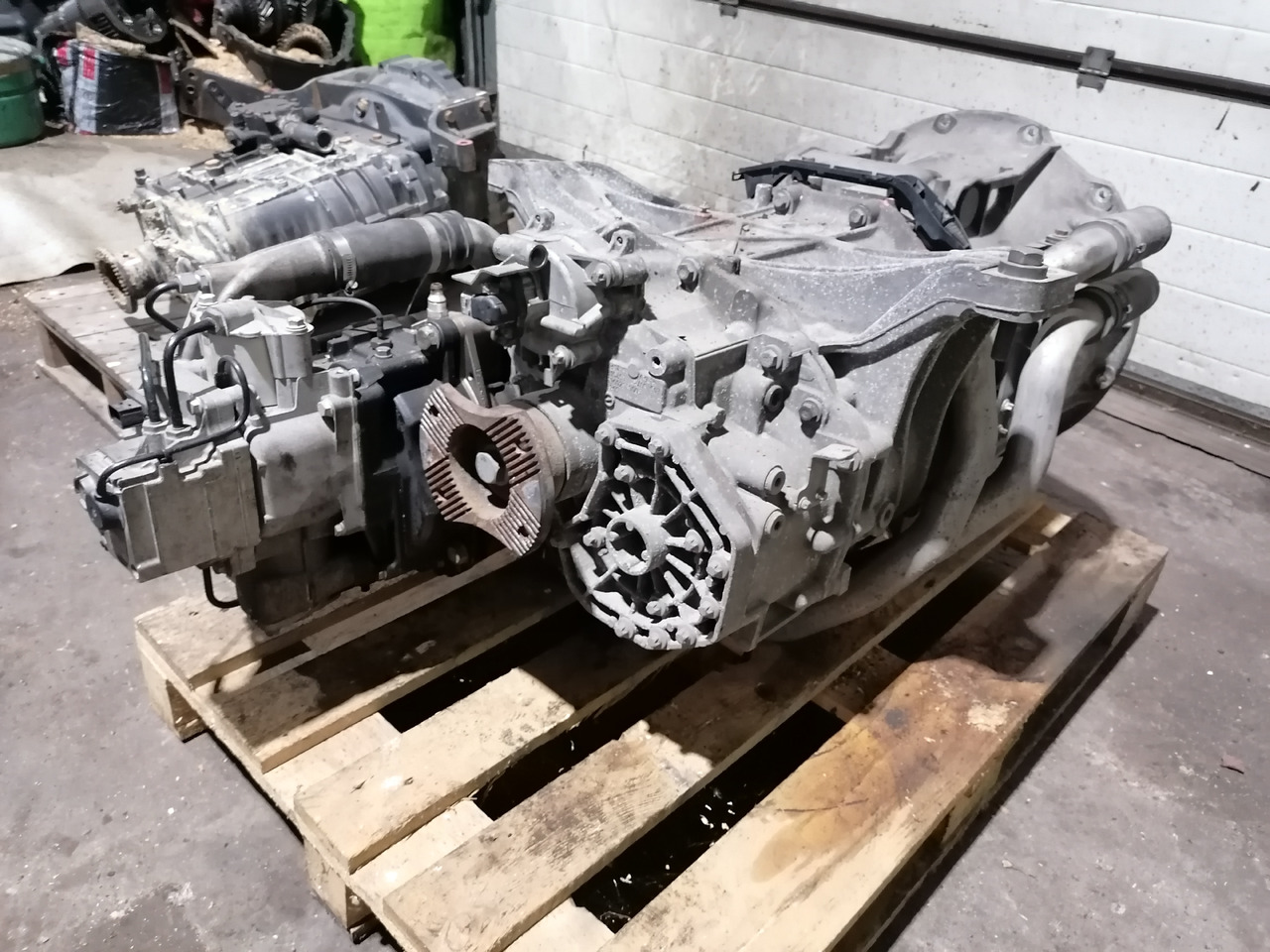 Mercedes-Benz Actros MP-4 gearbox G211-12+Retarder REPAIRED - Caja de cambios: foto 3 Mercedes-Benz Actros MP-4 gearbox G211-12+Retarder REPAIRED - Caja de cambios: foto 3