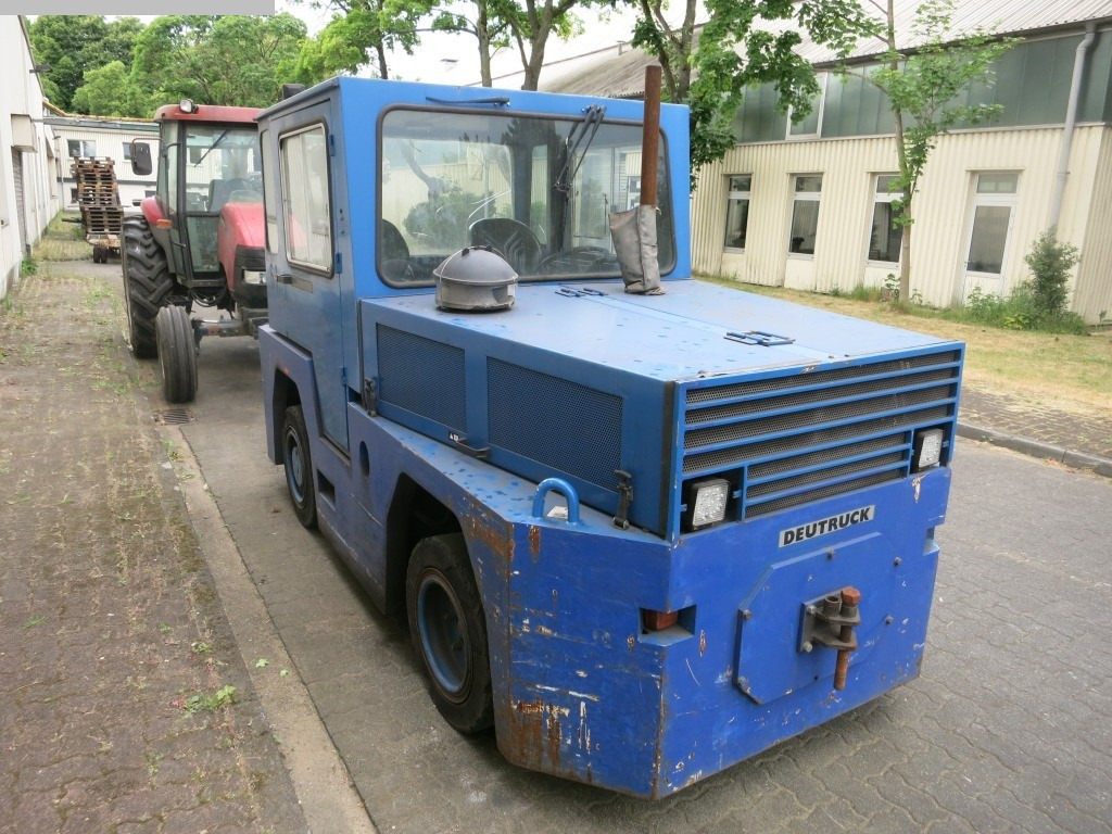 Deutruck DD120 - Tractor de equipaje: foto 5 Deutruck DD120 - Tractor de equipaje: foto 5