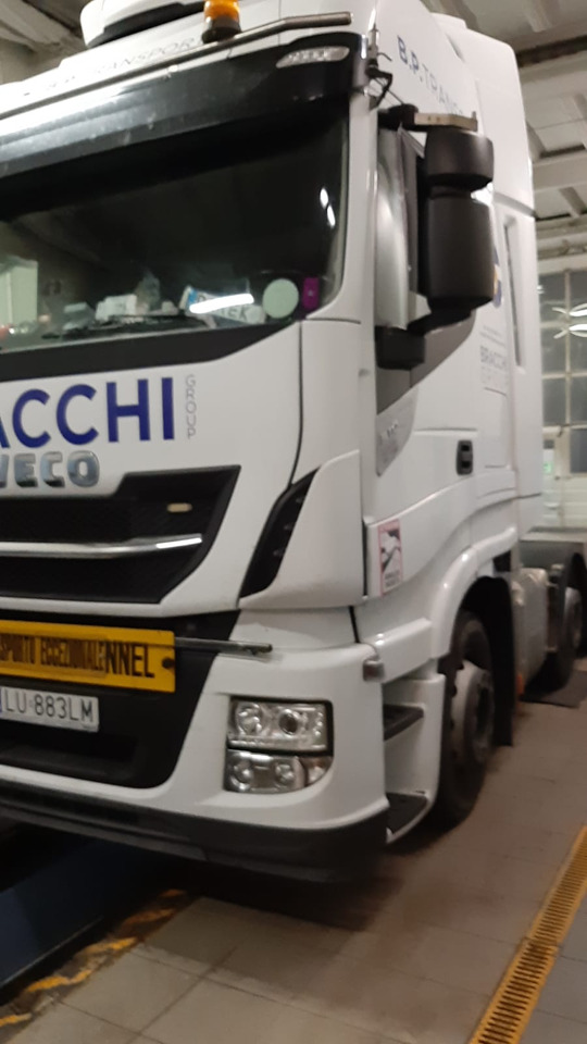 Leasing de IVECO IVECO STRALIS 510 Hi-Way AS 440STX/P Euro VI z salonu Italia IVECO IVECO STRALIS 510 Hi-Way AS 440STX/P Euro VI z salonu Italia: foto 10