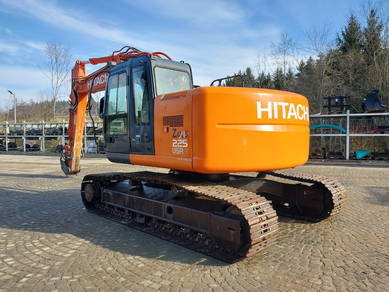 Hitachi ZX225USRLC - Excavadora de cadenas: foto 2 Hitachi ZX225USRLC - Excavadora de cadenas: foto 2