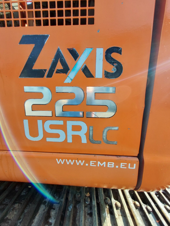 Hitachi ZX225USRLC - Excavadora de cadenas: foto 5 Hitachi ZX225USRLC - Excavadora de cadenas: foto 5
