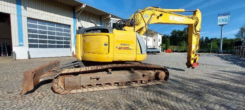 New Holland E235B SRNLC  - Excavadora de cadenas: foto 4 New Holland E235B SRNLC  - Excavadora de cadenas: foto 4