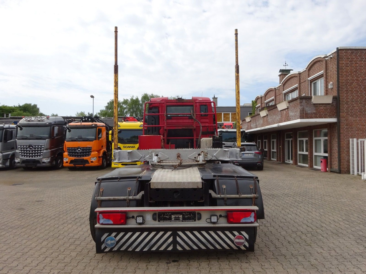 MAN 28.500 TGS mit Lift+Lenkachse Allrad - Cabeza tractora: foto 5 MAN 28.500 TGS mit Lift+Lenkachse Allrad - Cabeza tractora: foto 5