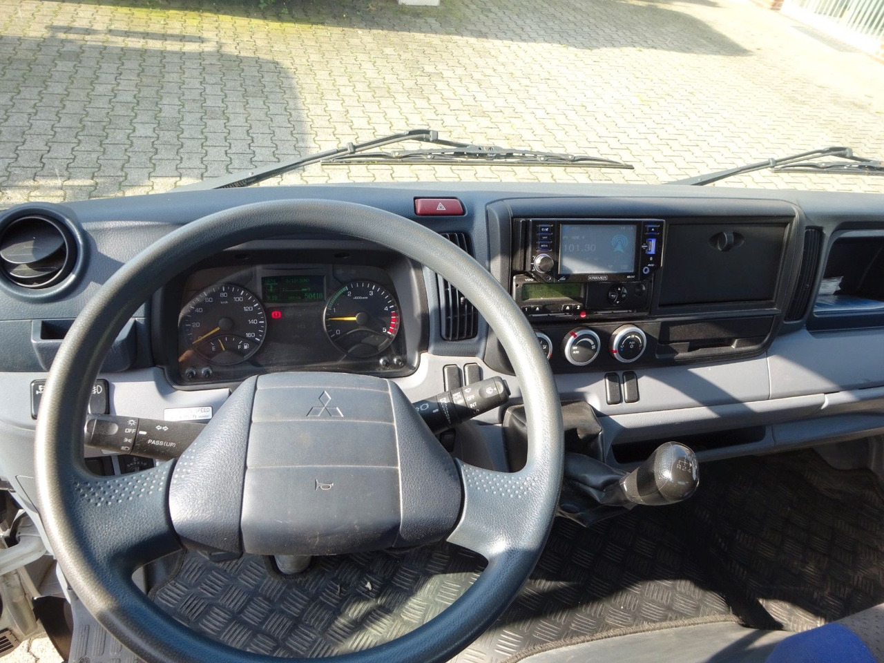 Furgoneta caja abierta nuevo FUSO CANTER 7C15 Pritsche 4x2: foto 15 Furgoneta caja abierta nuevo FUSO CANTER 7C15 Pritsche 4x2: foto 15