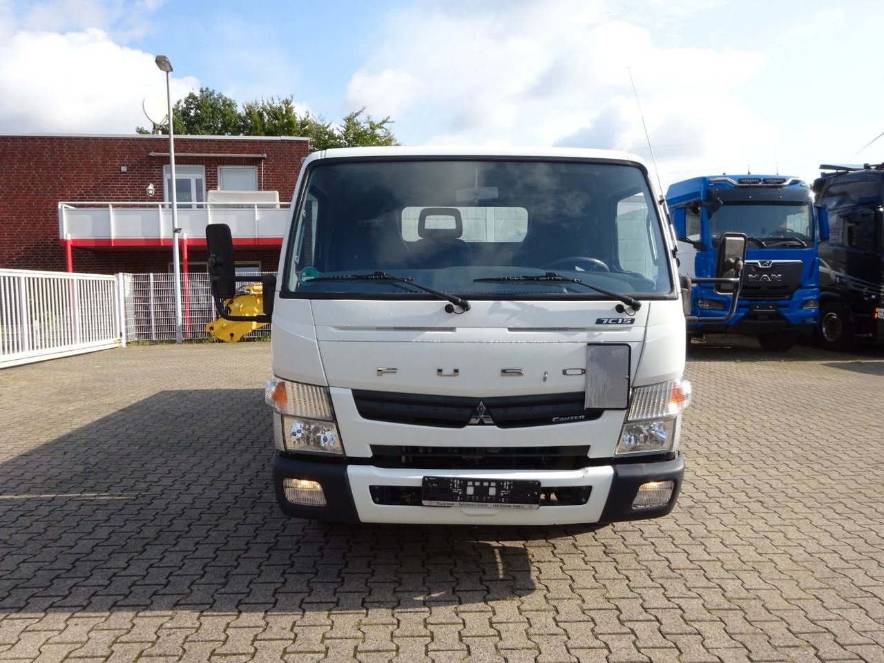 Furgoneta caja abierta nuevo FUSO CANTER 7C15 Pritsche 4x2: foto 8 Furgoneta caja abierta nuevo FUSO CANTER 7C15 Pritsche 4x2: foto 8