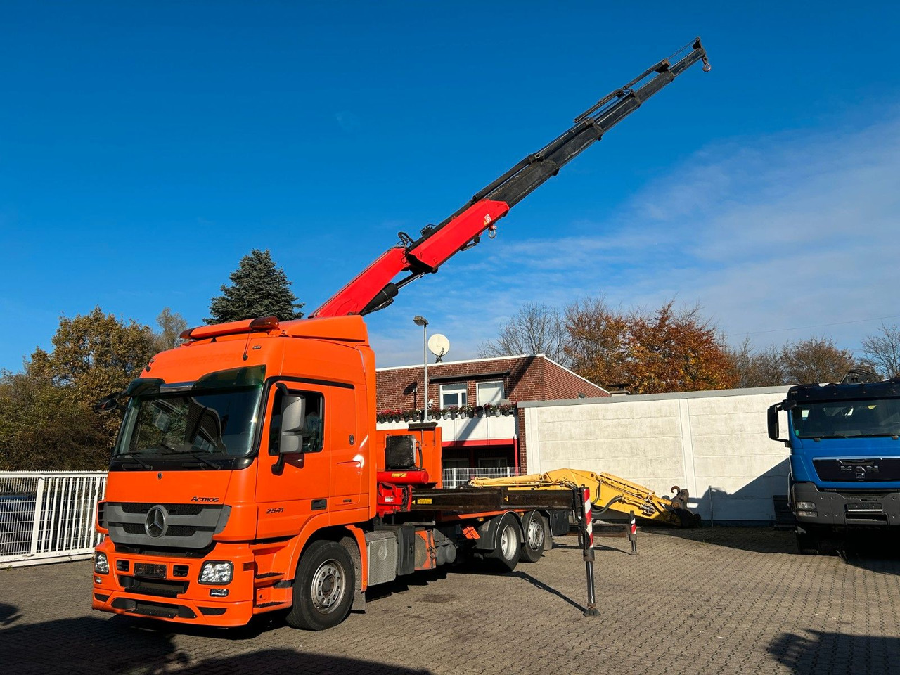 Mercedes-Benz 2541 Actros Plattform + FASSI Kran 6X2 - Camión grúa: foto 5 Mercedes-Benz 2541 Actros Plattform + FASSI Kran 6X2 - Camión grúa: foto 5