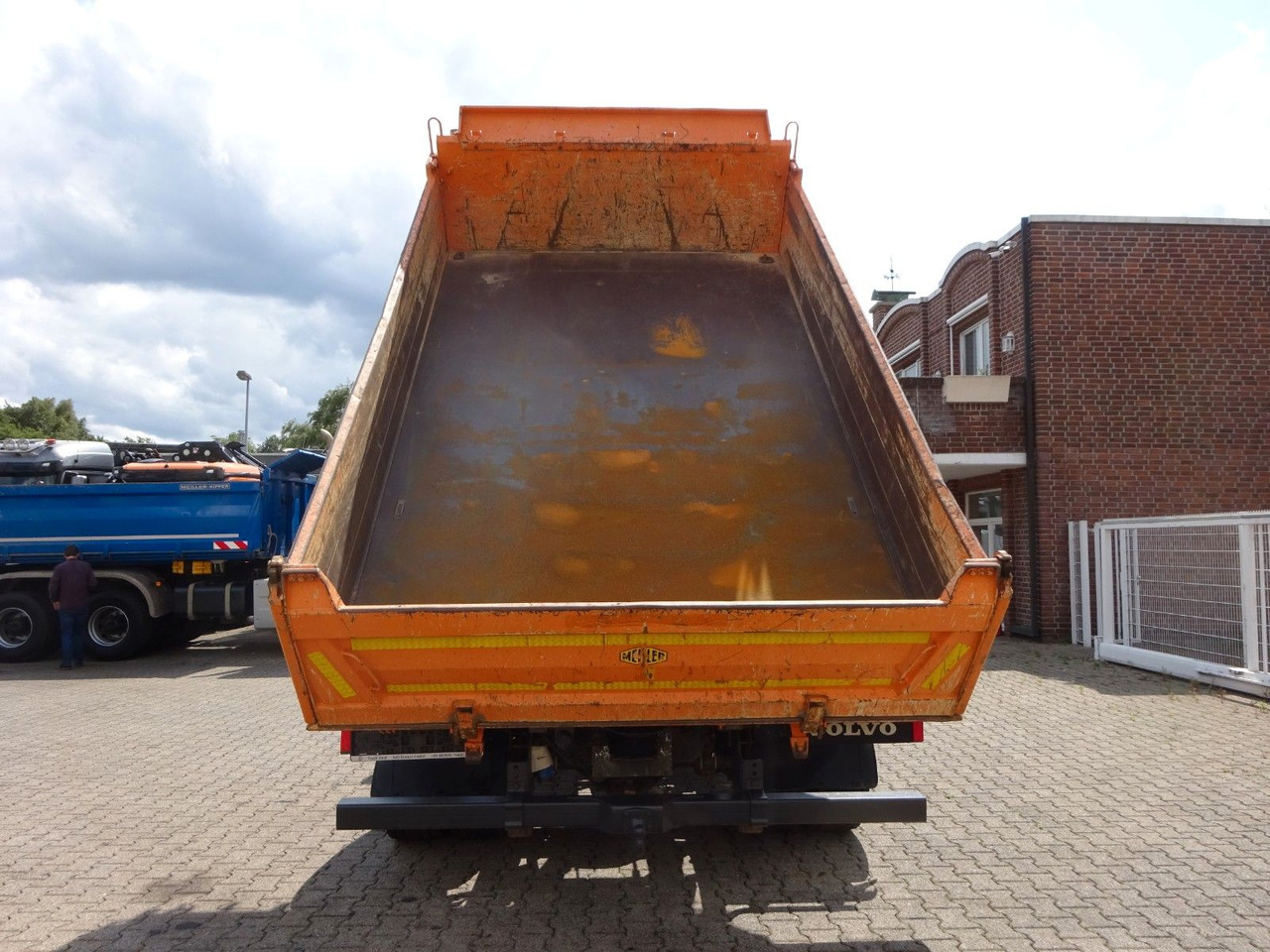 Volvo FL 280 MEILLER 3Skipper 4x2 - Camión volquete: foto 5 Volvo FL 280 MEILLER 3Skipper 4x2 - Camión volquete: foto 5
