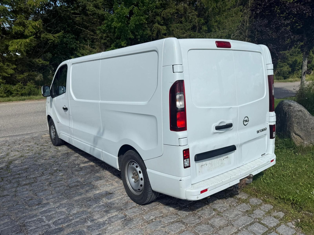 Opel Vivaro 1.6 cdti BiTurbo LANG *6000€ netto - Furgoneta pequeña: foto 3 Opel Vivaro 1.6 cdti BiTurbo LANG *6000€ netto - Furgoneta pequeña: foto 3