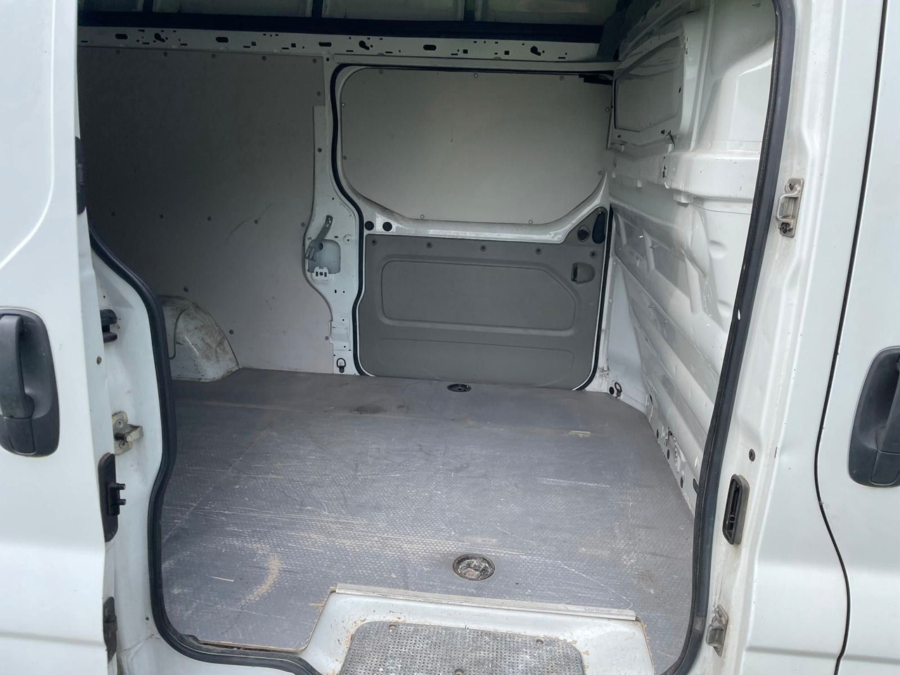 Leasing de  Opel Vivaro 2.0 CDTI L2H2 Opel Vivaro 2.0 CDTI L2H2: foto 20
