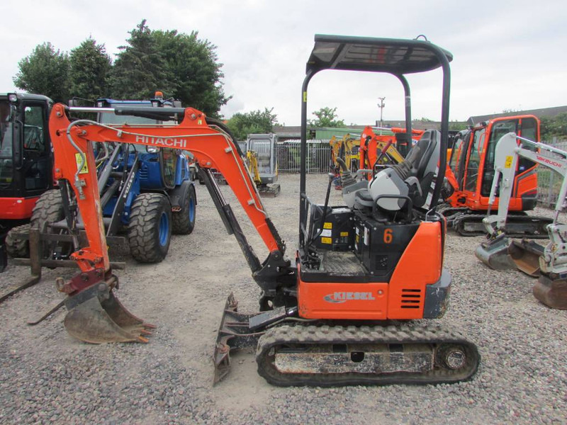 Hitachi ZX 19 U-5 Canopy Minibagger 14.000 EUR - Miniexcavadora: foto 1 Hitachi ZX 19 U-5 Canopy Minibagger 14.000 EUR - Miniexcavadora: foto 1