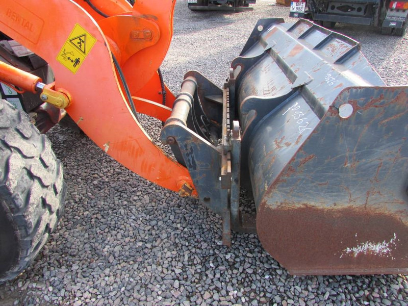 Komatsu WA 100 M-7 Radlader 28.000 EUR - Cargadora de ruedas: foto 5 Komatsu WA 100 M-7 Radlader 28.000 EUR - Cargadora de ruedas: foto 5