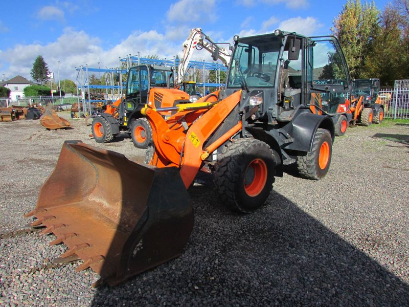 Komatsu WA 100 M-7 Radlader 29.000 EUR - Cargadora de ruedas: foto 2 Komatsu WA 100 M-7 Radlader 29.000 EUR - Cargadora de ruedas: foto 2