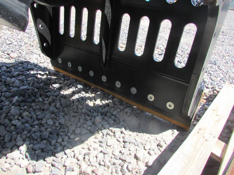 MB CRUSHER G 1000 S4 Sortiergreifer 14.000 EUR - Pinza de manipulación para Maquinaria de construcción: foto 4 MB CRUSHER G 1000 S4 Sortiergreifer 14.000 EUR - Pinza de manipulación para Maquinaria de construcción: foto 4