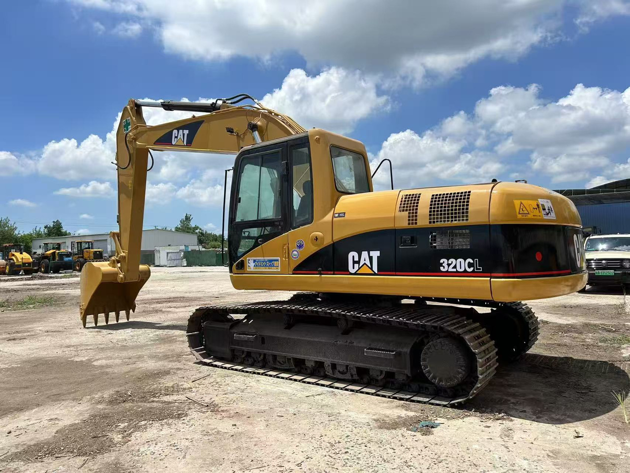 CATERPILLAR 320CL - Excavadora de cadenas: foto 1 CATERPILLAR 320CL - Excavadora de cadenas: foto 1
