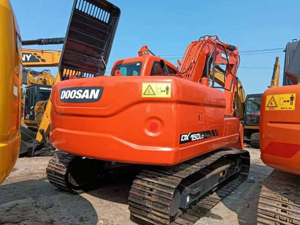 Doosan DX150 - Excavadora de cadenas: foto 4 Doosan DX150 - Excavadora de cadenas: foto 4