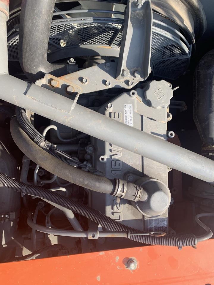 HITACHI ZX200-3 - Excavadora de cadenas: foto 4 HITACHI ZX200-3 - Excavadora de cadenas: foto 4