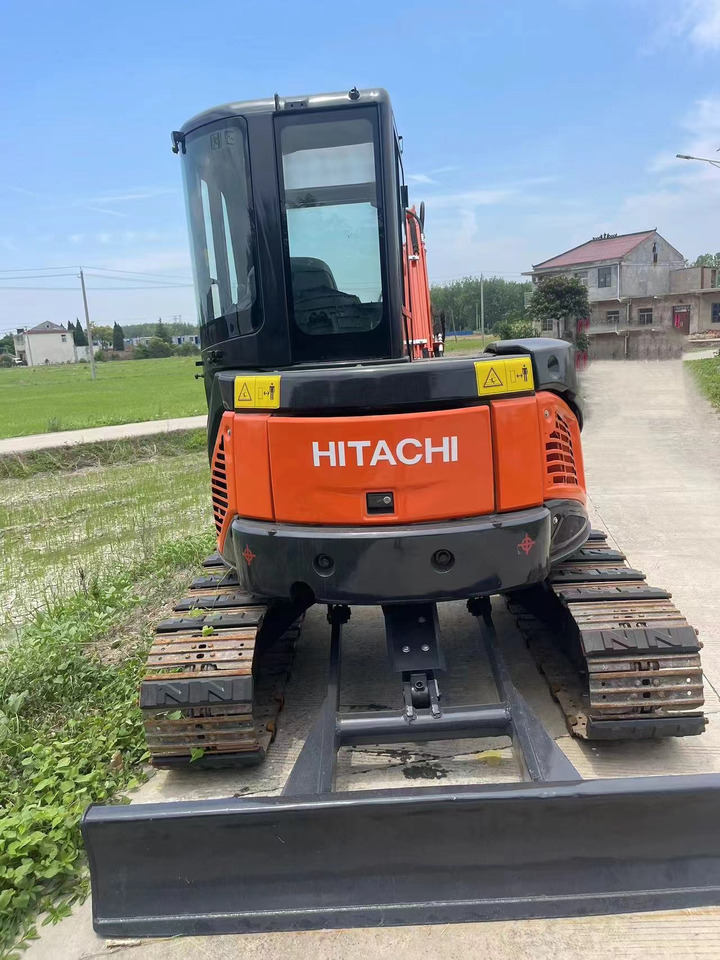 Miniexcavadora HITACHI ZX50U-2: foto 6