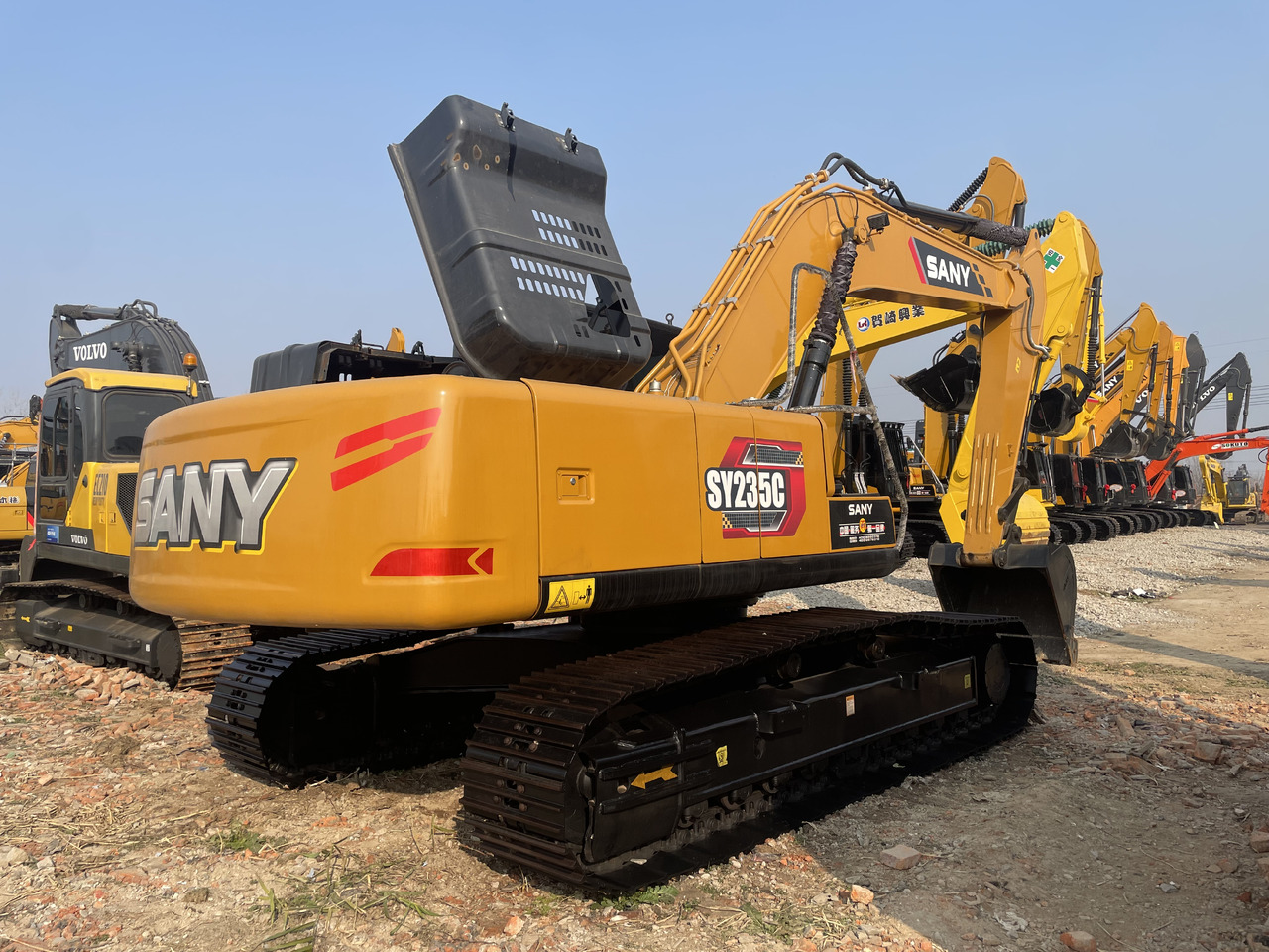 SANY SY235C - Excavadora de cadenas: foto 2 SANY SY235C - Excavadora de cadenas: foto 2