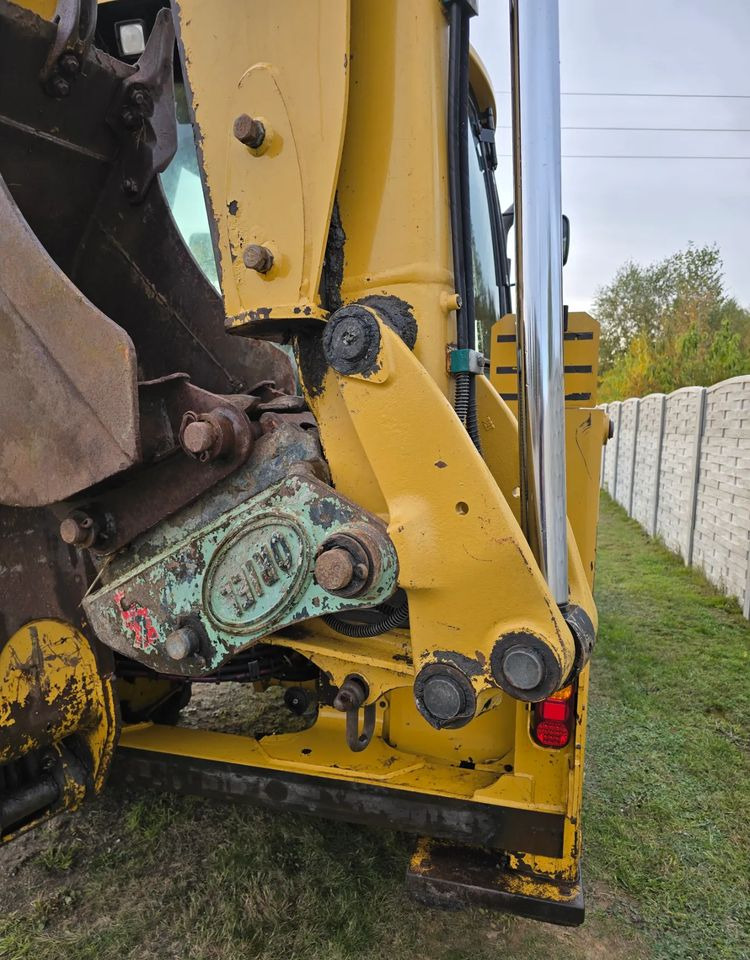 Retroexcavadora Caterpillar: foto 8