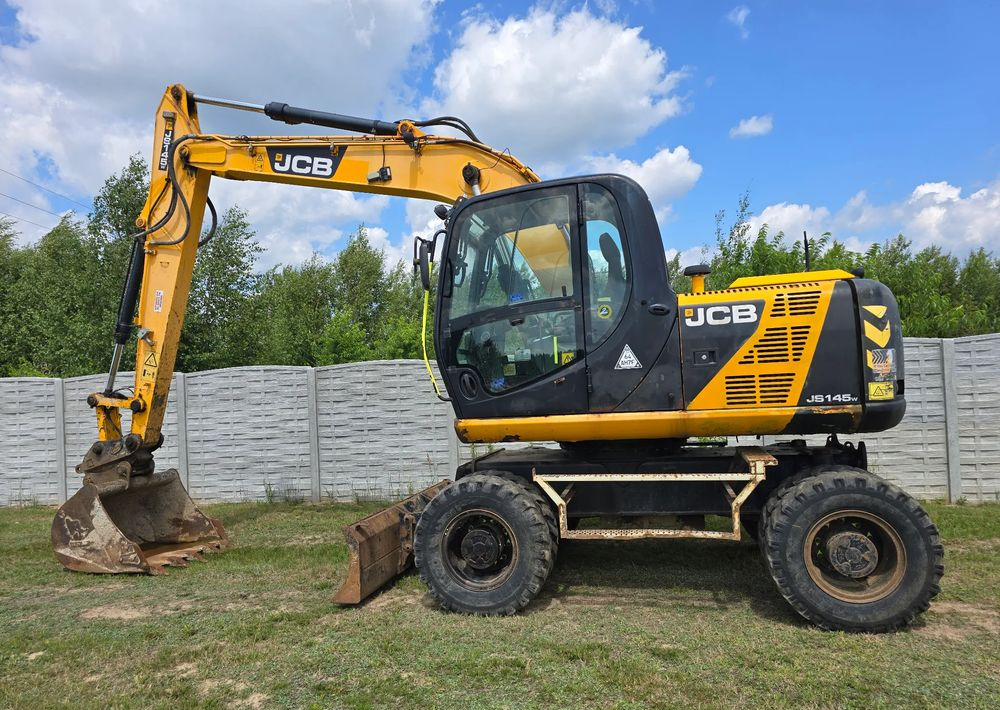 JCB - Excavadora de ruedas: foto 1 JCB - Excavadora de ruedas: foto 1