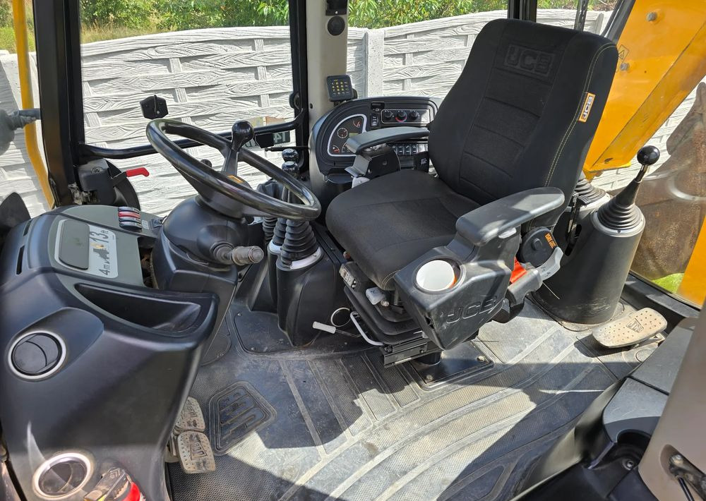 JCB - Retroexcavadora: foto 3 JCB - Retroexcavadora: foto 3